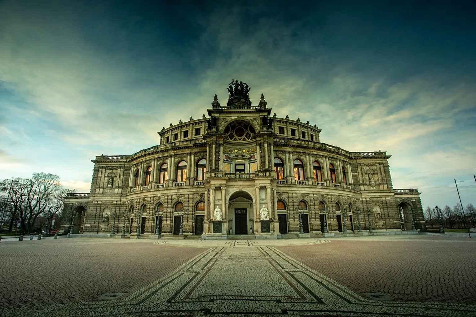 Semperoper Tickets: Digitale Logistik und Besuchertaktung